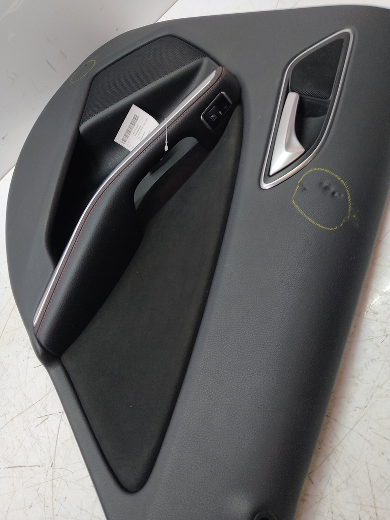 [MTD-512942] Embellecedor de puerta Mercedes Clase A W176 1.6 M270.910 A1767300894