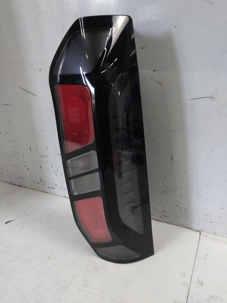 [MTD-525477] Luz trasera derecha Ford Transit Custom 2.0 EcoBlue (2023)