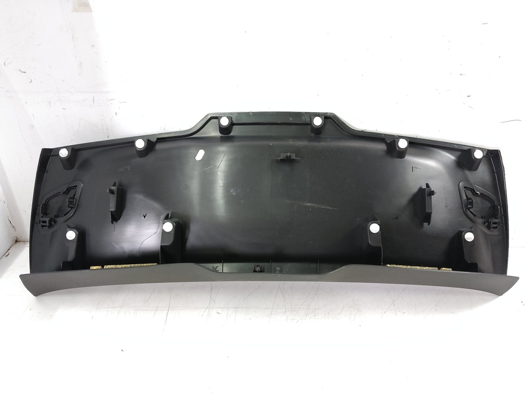 [MTD-525498] Revestimiento de portón trasero Peugeot 308 II