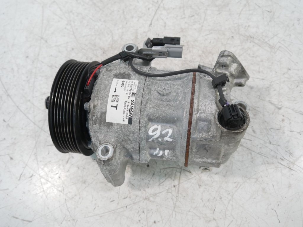 [MTD-494981] Compresor de aire acondicionado Nissan Juke 1.0 DIG-T HR10DDT 926006UB1A 24.000km