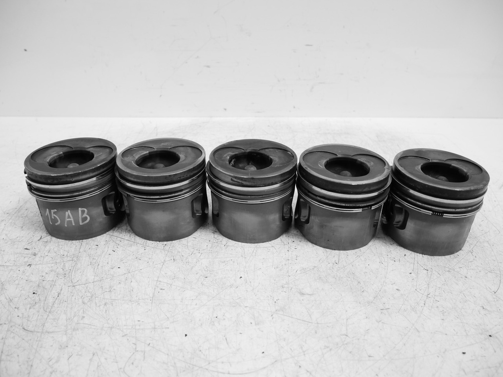 [MTD-497057] 5x Pistones VW California Transporter T4 2.5 TDI AJT 6961