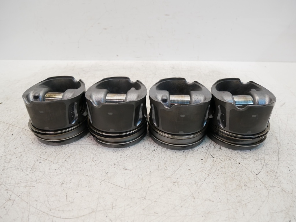 [MTD-500493] 4x Pistones Jaguar F-Pace X761 3.0 SDV6 306DTA AJTDV6 H268X