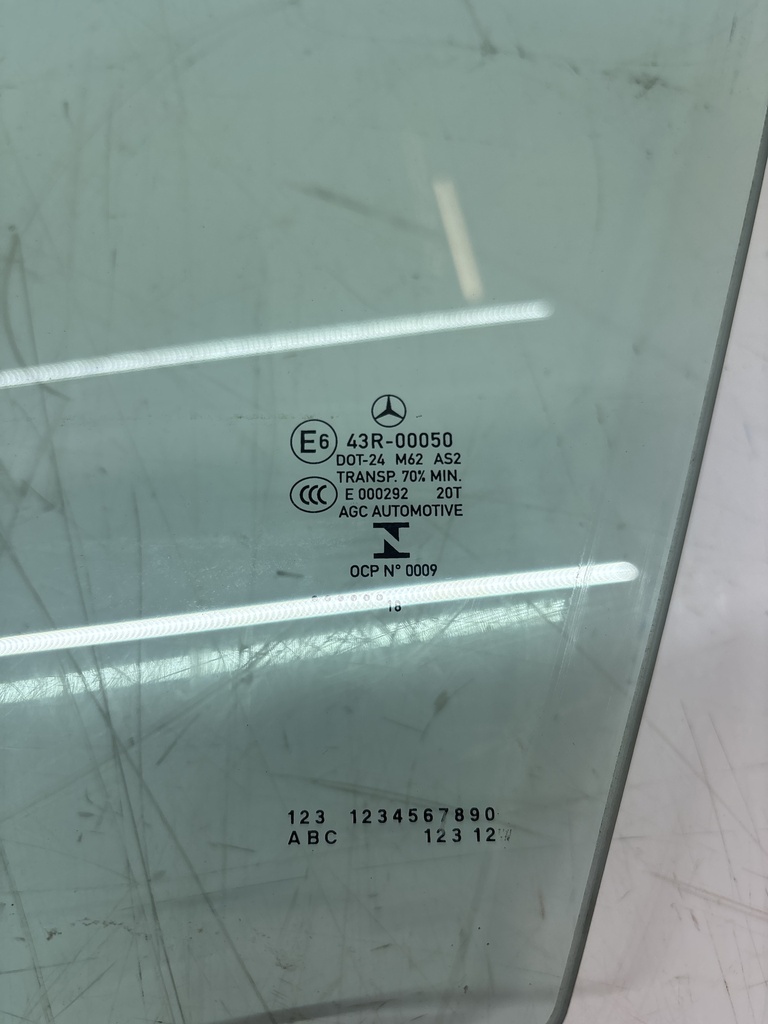 [MTD-500666] Cristal delantero izquierdo Mercedes E220 W212 (2018-) A2137250110