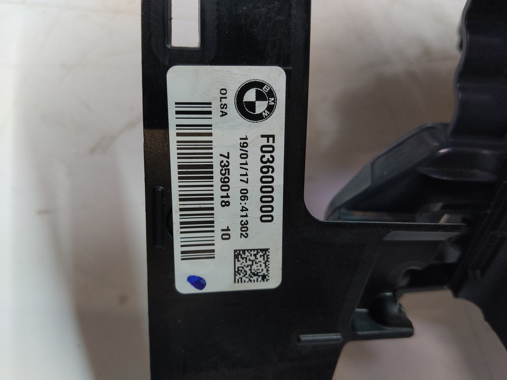 [MTD-506265] Luz trasera derecha BMW Serie 1 F20 116d B37D15A 7359018