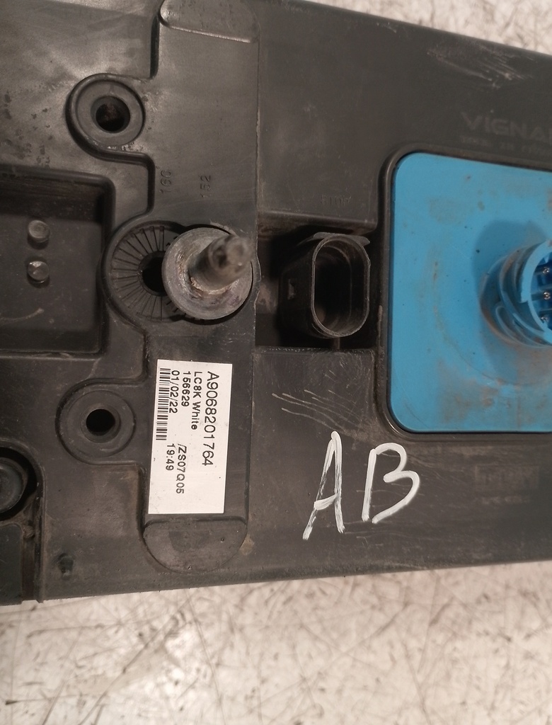 [MTD-510186] Luz trasera Mercedes Sprinter B907 2.0 OM654.920 654.920 A90682001764