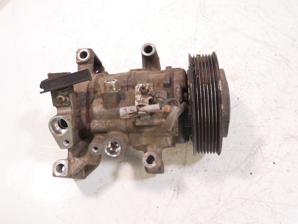 [MTD-415224] Compresor de aire acondicionado para Toyota Hilux 2,4 D 2GD-FTV 2GD 150CV 05/2015-