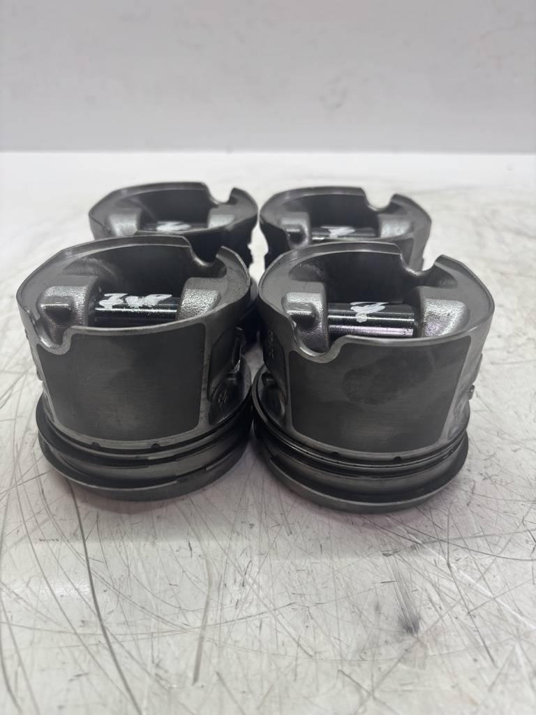 [MTD-475249] 4x Pistones para BMW Serie 1 F21 2.0 118d N47D20C N47