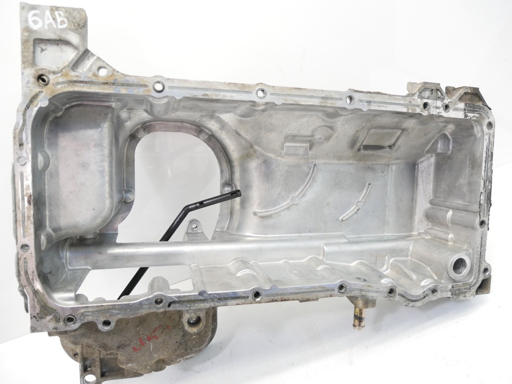 [MTD-476816] Parte superior del cárter de aceite Nissan Navara Murano Bassara 2.5 dCi YD25DDTi YD25