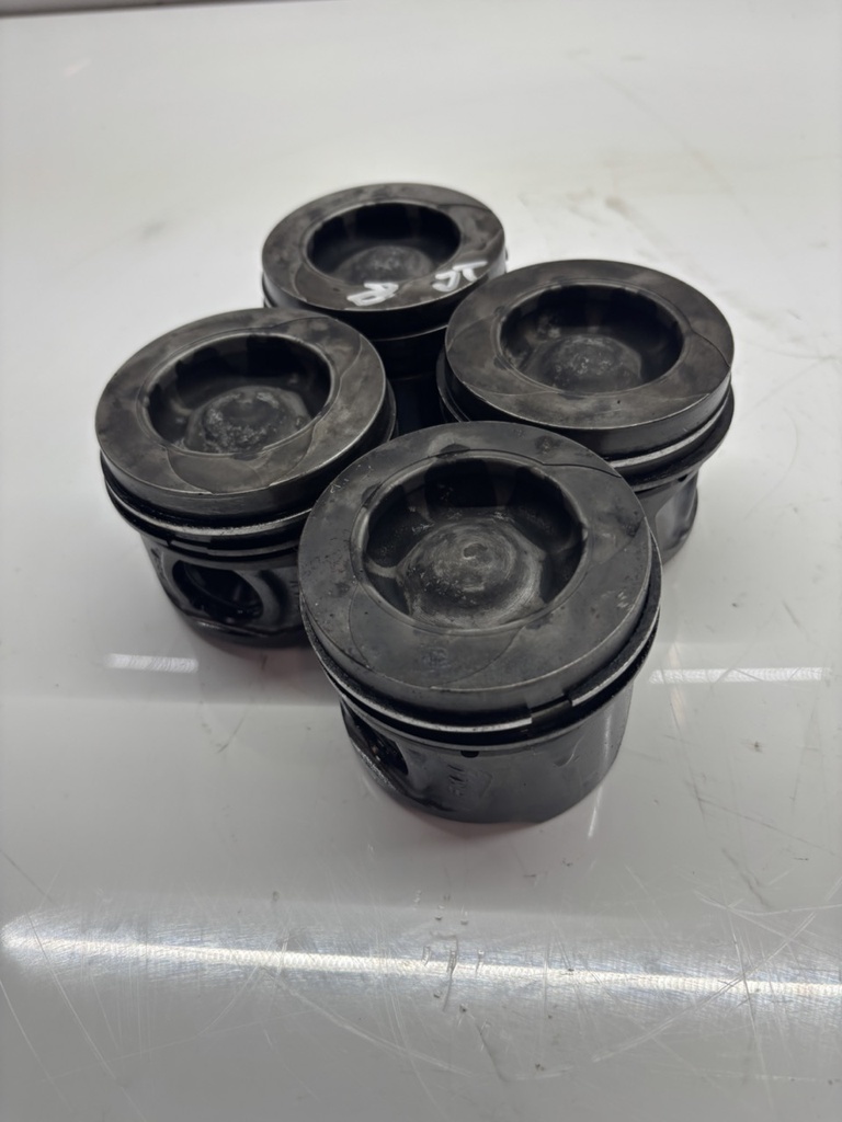 [MTD-444938] Pistón para Nissan Qashqai J10 1.5 dCi K9K430