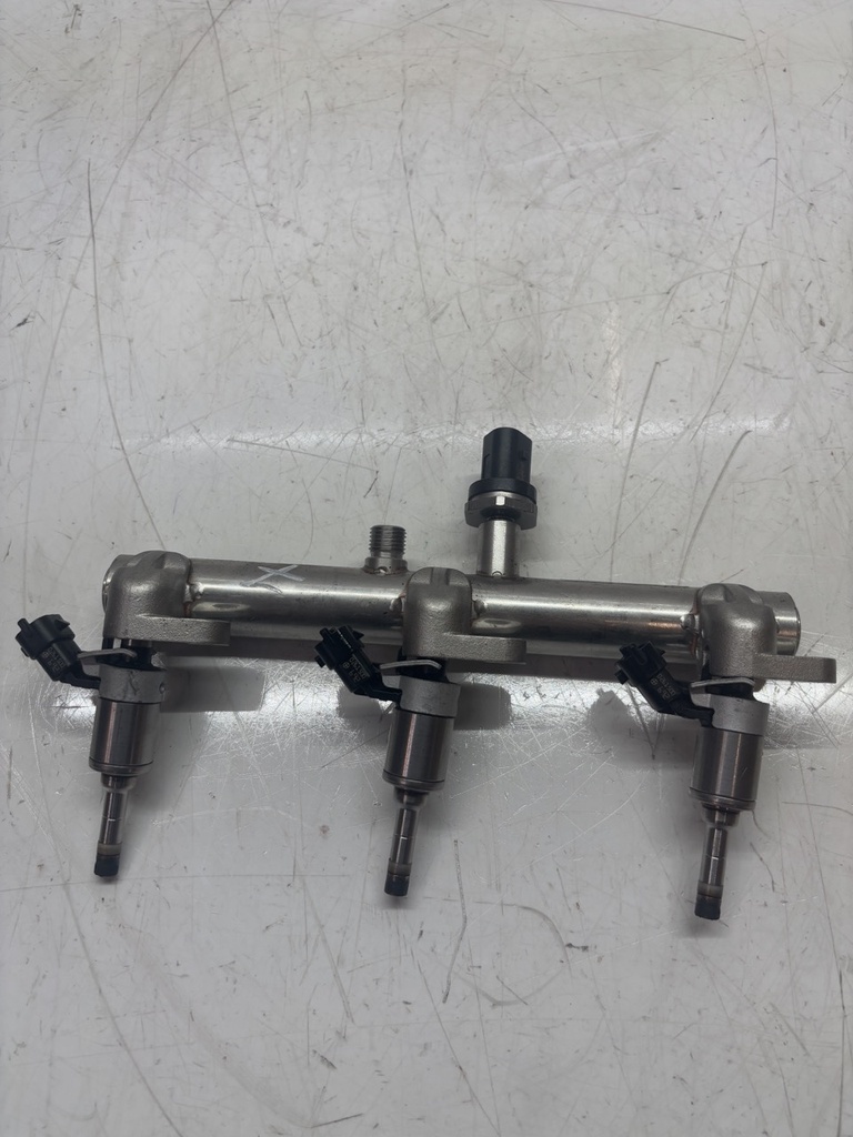 [MTD-465572] Riel inyector Alfa Romeo Giulia 952 2.9 gasolina 0670050573