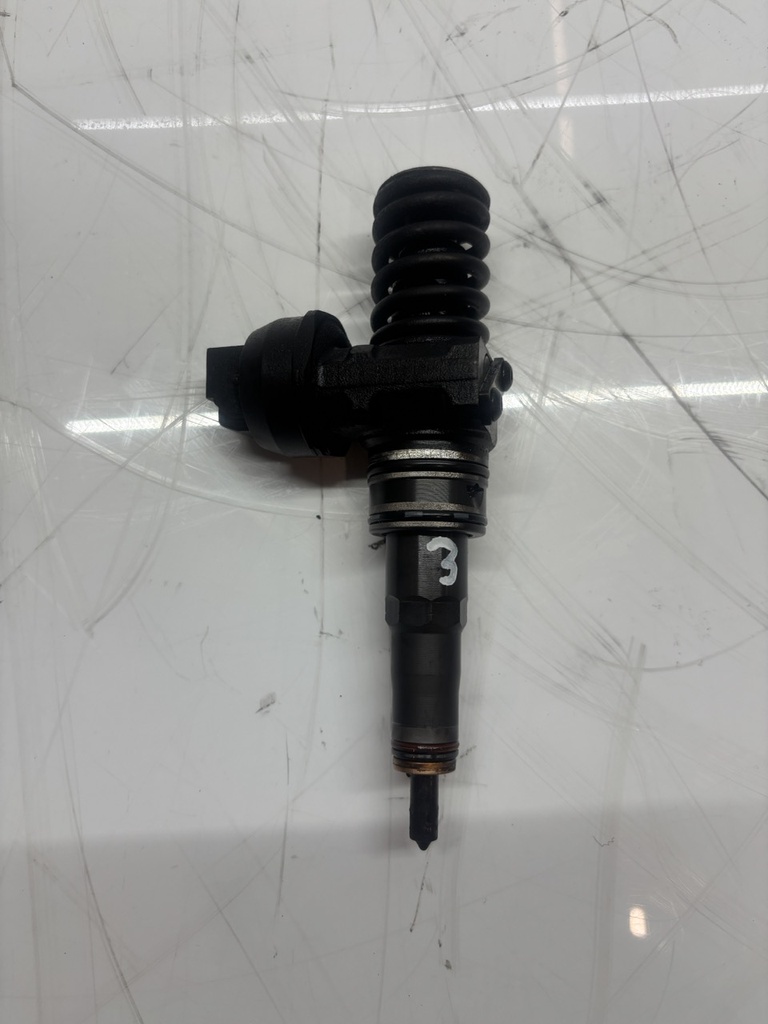 [MTD-495502] Inyector bomba VW Transporter T5 2.5 TDI BNZ 070130073R