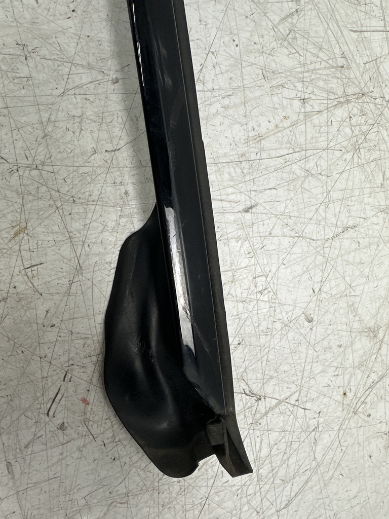 [MTD-498037] Moldura de ventana Porsche Panamera 2.9 V6 Gasolina CSZ CSZB 971837120A