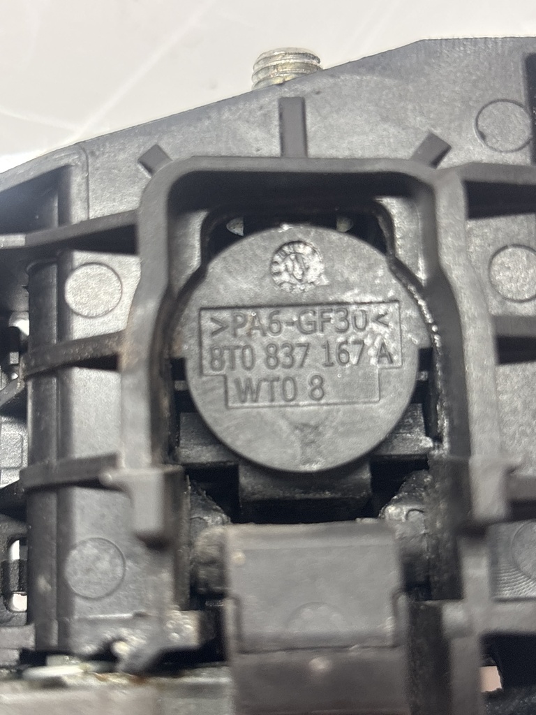 [MTD-498767] Tirador de puerta trasera izquierda Audi A5 8TA 2.0 TDI Diesel CNH CNHA 8T0837167A