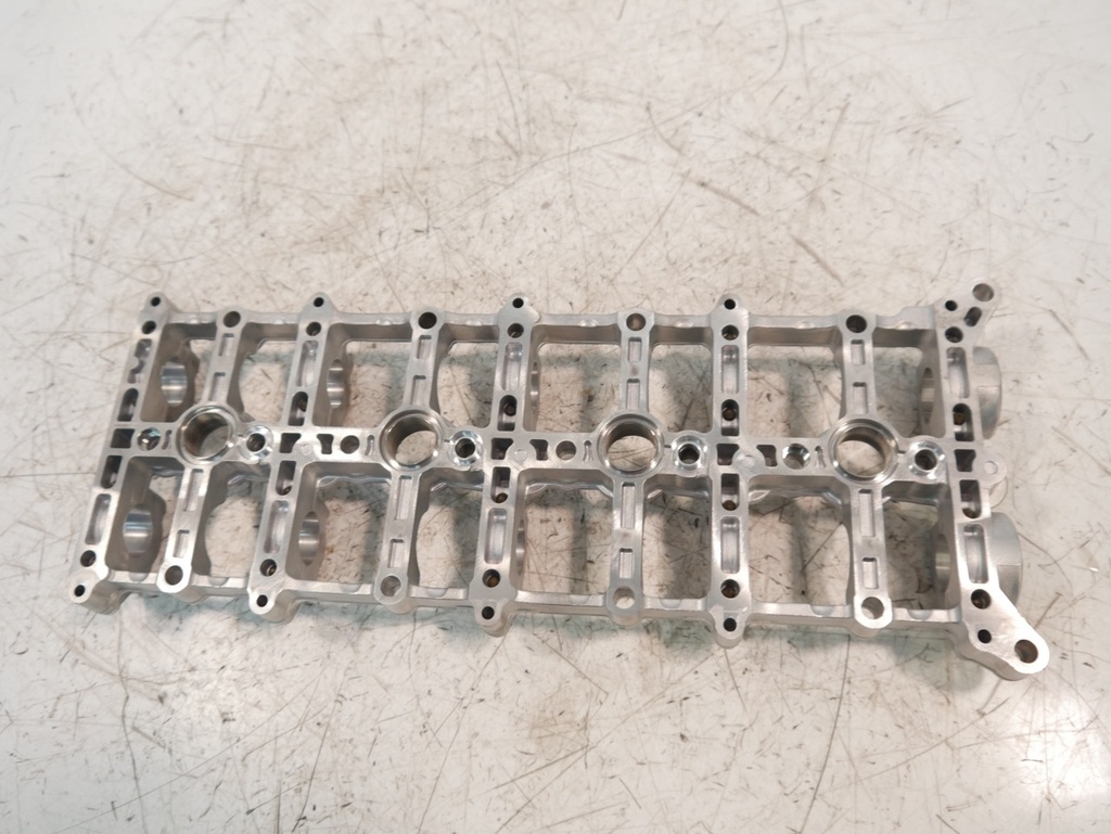 [MTD-502045] Carcasa del árbol de levas BMW Serie 5 G31 2.0 520d B47D20A B47 B47D20O0 8570145