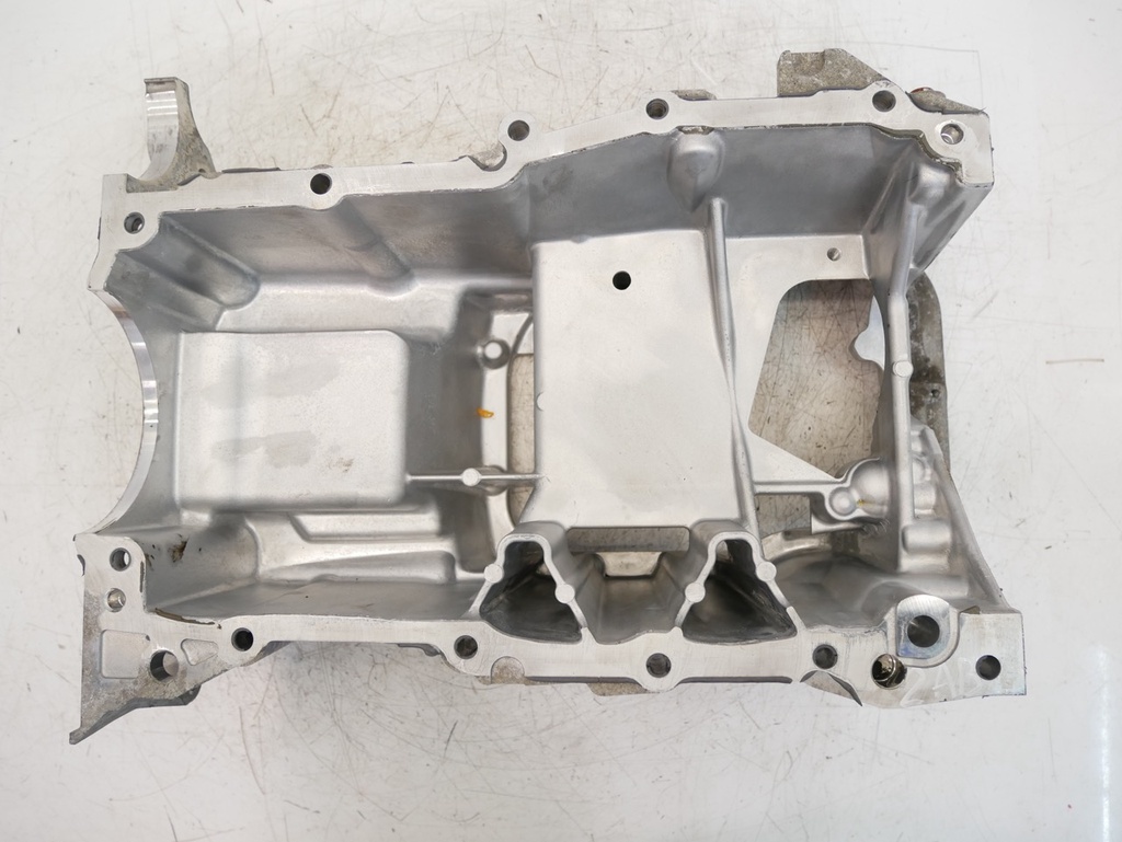 [MTD-504544] Cárter de aceite Toyota Prius ZVW51 1.8 Hybrid ZR-FXE