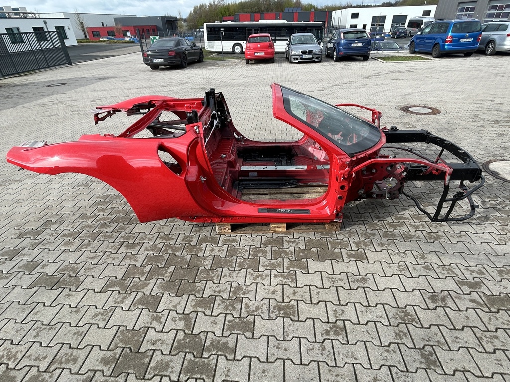 Carrocería Ferrari 296 GTS Cabriolet