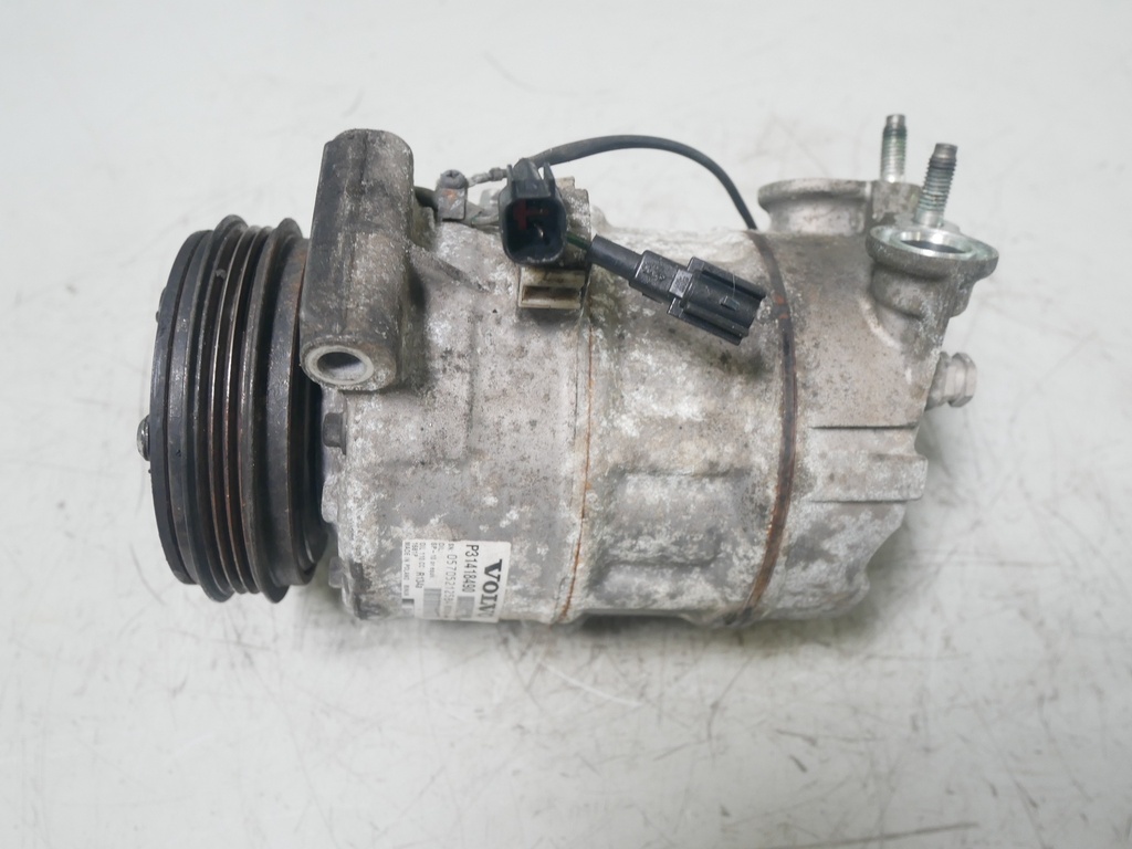 [MTD-427503] Compresor de aire acondicionado Volvo XC60 2.4 D D5244T21