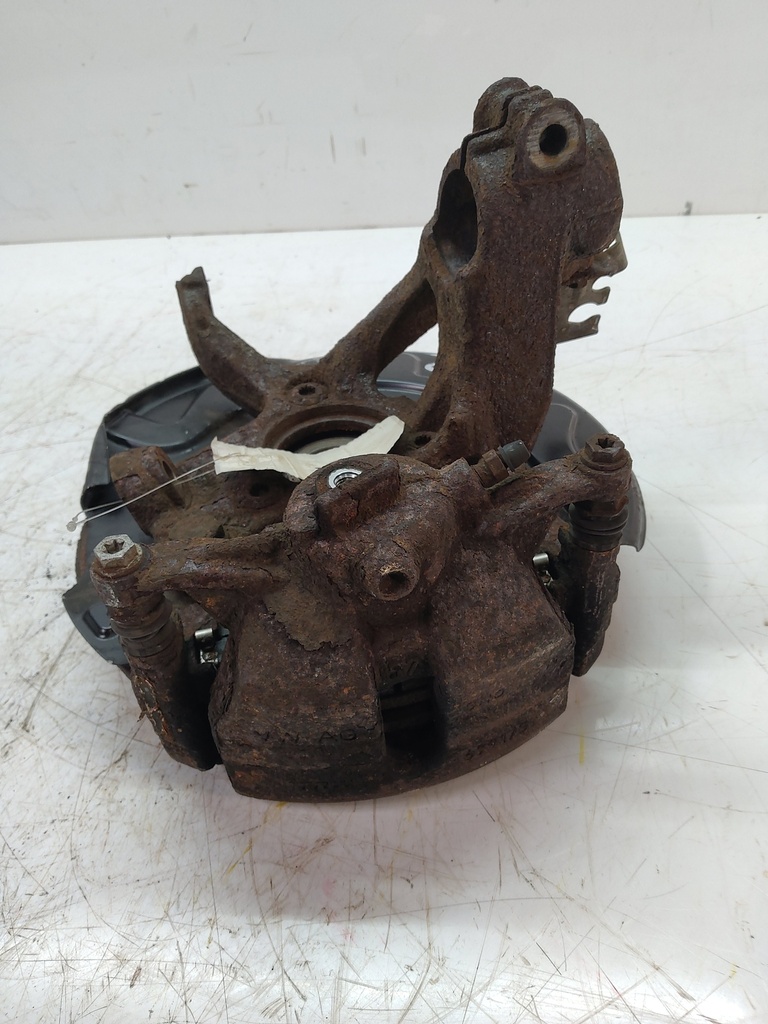 [MTD-513356] Cubo de rueda delantero derecho Audi A1 8XA Sportback 1.6 TDI (CAYC, CAY) 11/2011-04/2015