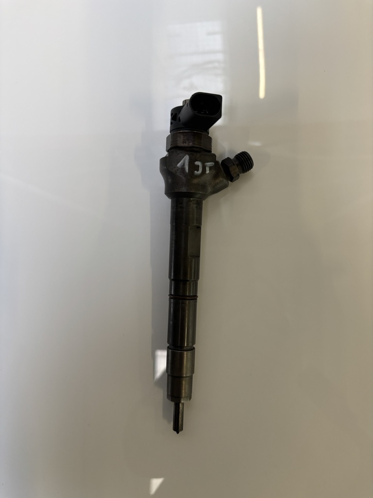[MTD-501994] Inyector Audi A4 B8 A5 A6 C7 Q5 2.0 TDI CGLD CGL 03L130277J
