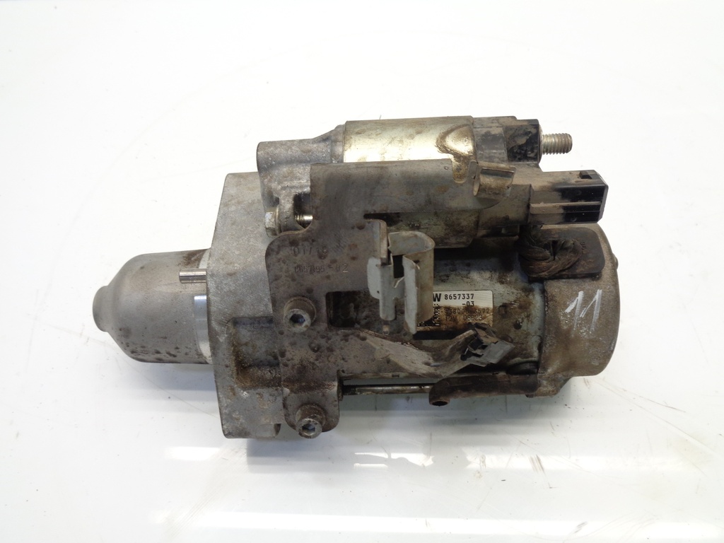 [MTD-367867] Motor de arranque para BMW Serie 8 G14 G15 G16 M850i 4.4 Gasolina N63B44D