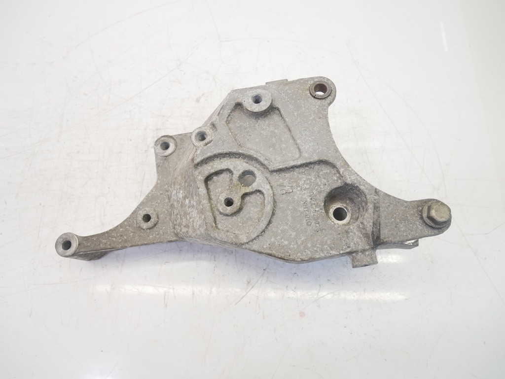 [MTD-412545] Soporte de motor Cadillac Escalade 2 4WD V8 L86 2015