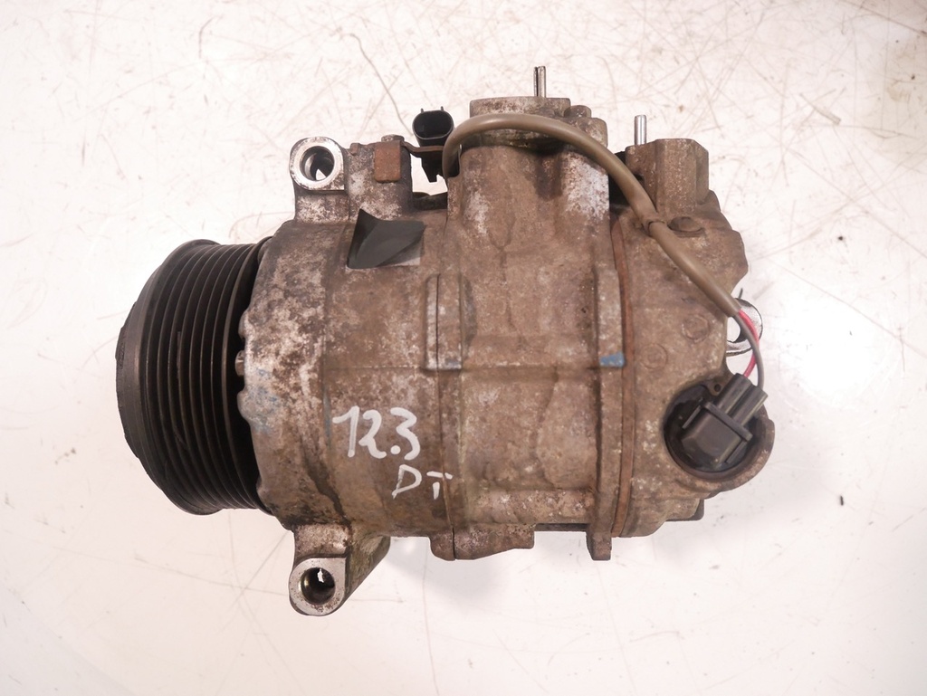[MTD-412704] Compresor de aire acondicionado para Mercedes C-Klasse W204 S204 3.0 C 350 320 OM642.960 642.960 A0022303211