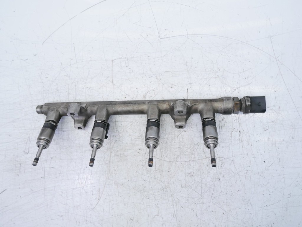 [MTD-415964] Rampa de inyectores para VW Golf VIII 1.5 TSI DPCA/DPC