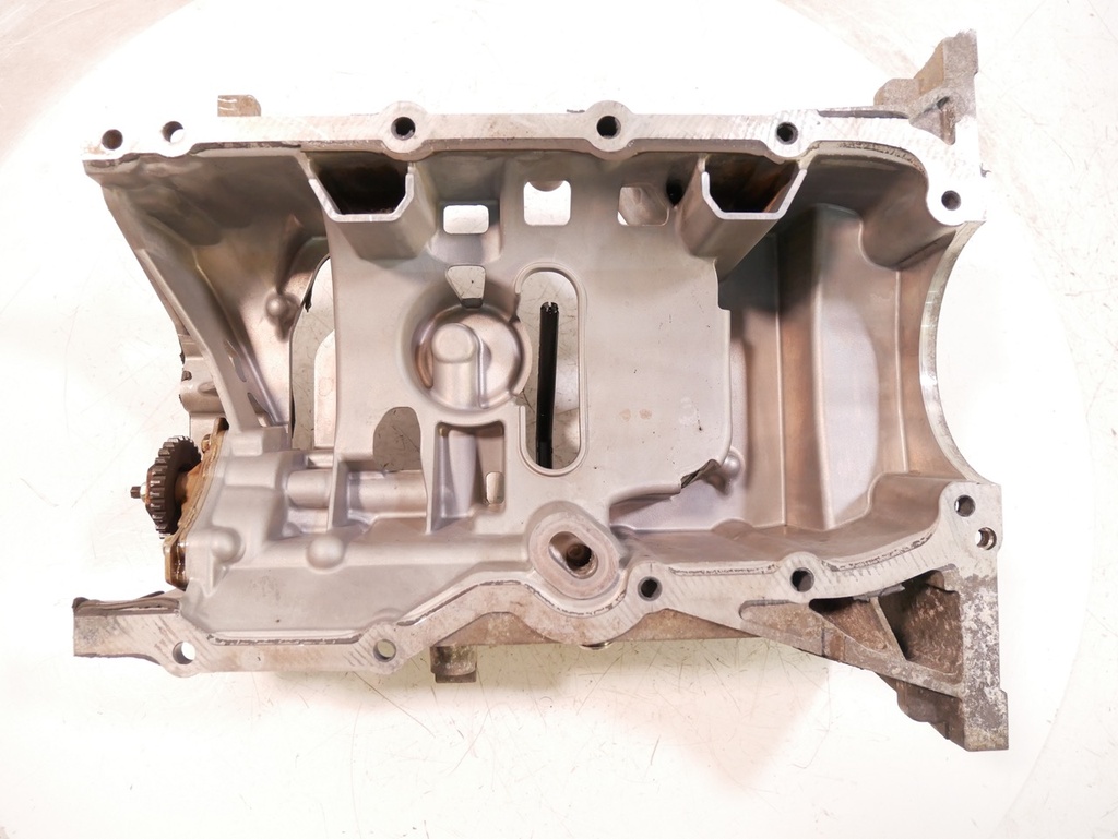 [MTD-419486] Cárter de aceite superior Nissan Qashqai J10 1.6 gasolina HR16DE 84-86 kW 114-117 CV