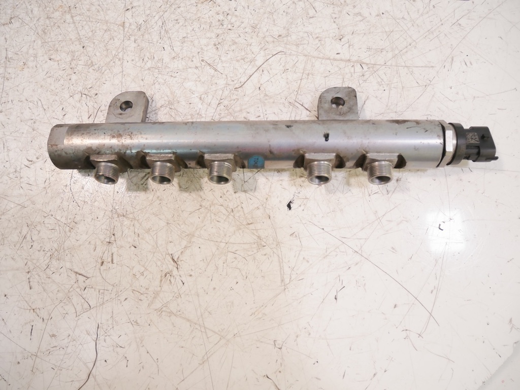 [MTD-435811] Tubo de guía Jeep Cherokee 3.0 CRD V6 243cv EXF VM48D 35032008F