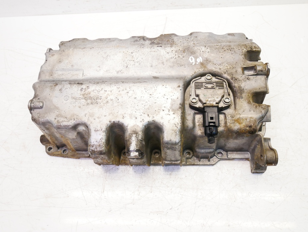 Cárter de aceite VW 2.0 TDI VW Tiguan 5N 2.0 TDI CBA CBAB CBAA 03G103603AD