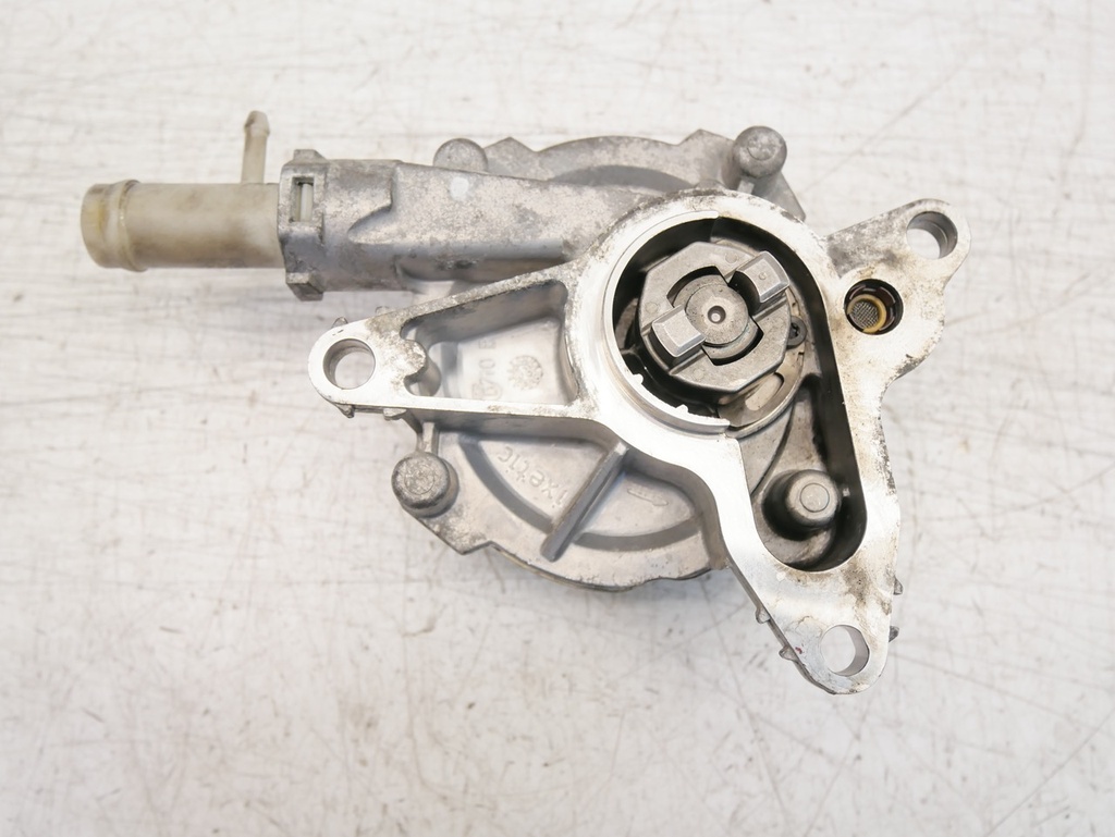 [MTD-446469] Bomba de vacío Nissan Opel Renault 2.3 dCi M9T716 M9T 146507228R