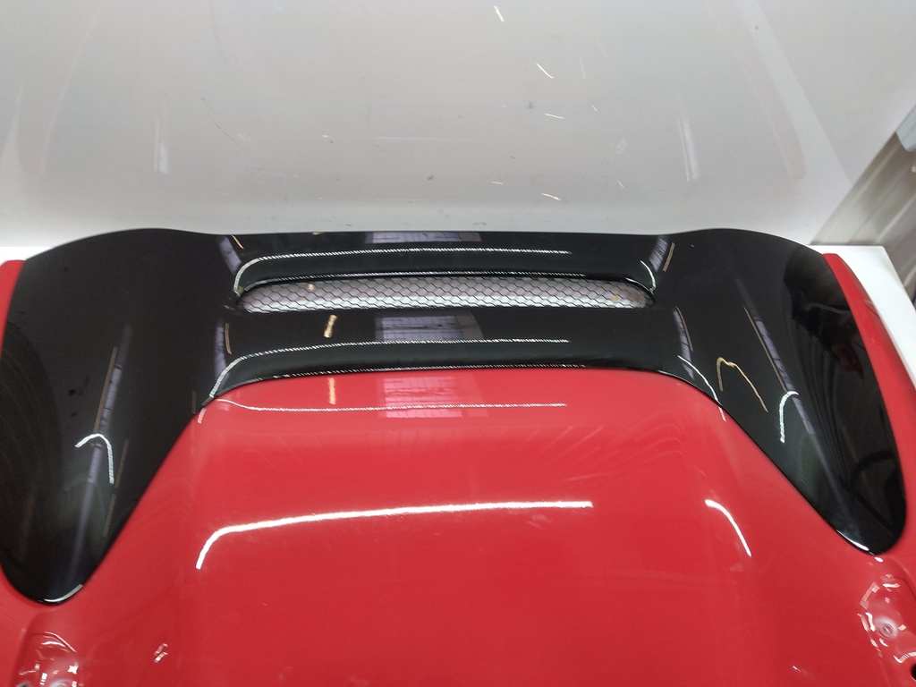 [MTD-506679] Capó Ferrari 296 GTS Cabriolet