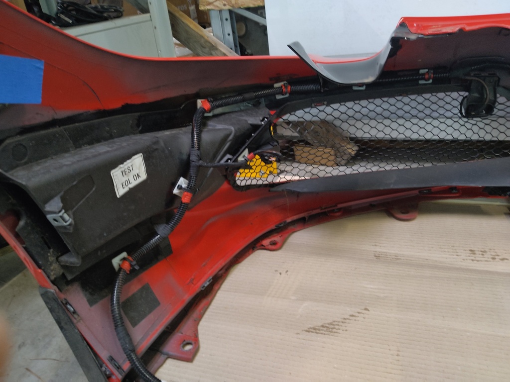 [MTD-506701] Parachoques Ferrari 296 GTS Cabriolet
