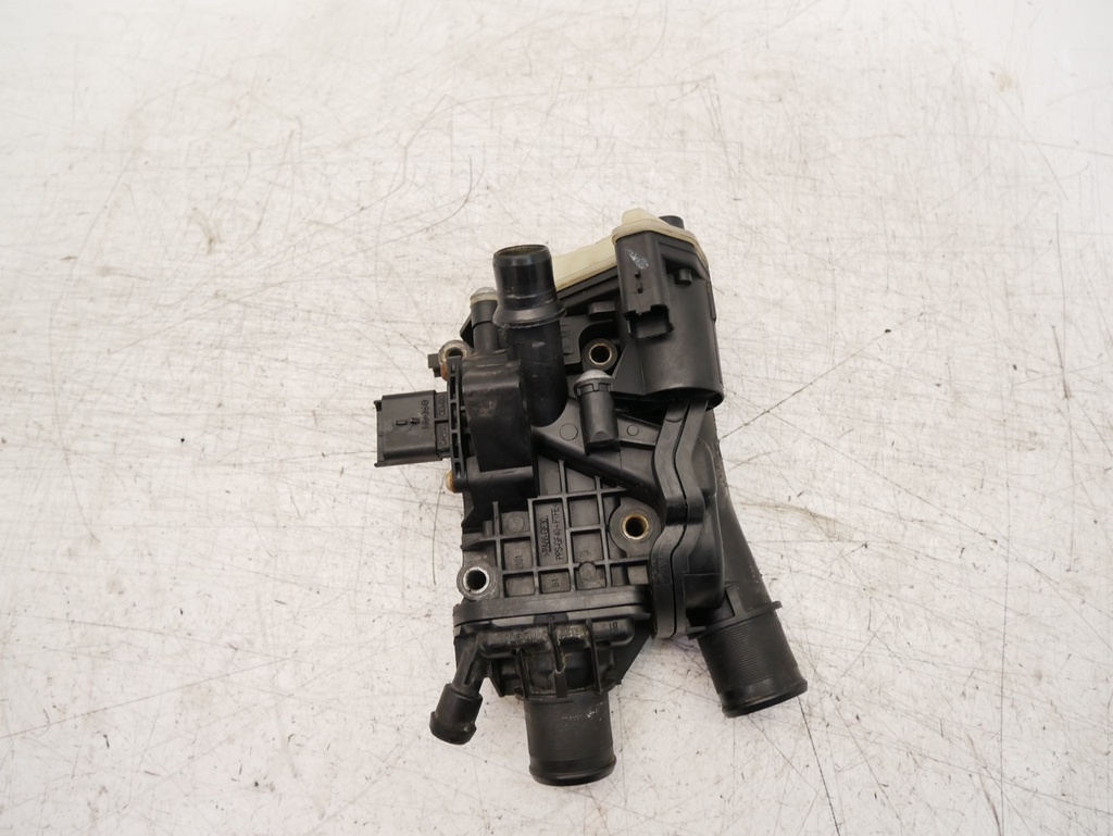[MTD-459086] Carcasa del termostato Peugeot Expert 2.0 BlueHDi AHK DW10FE 9804160380