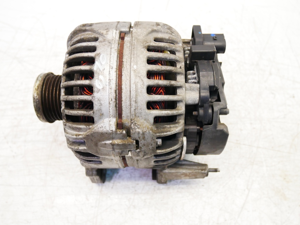 Alternador Volkswagen Golf 1.4 TSI CAXA CAX 03C903023A