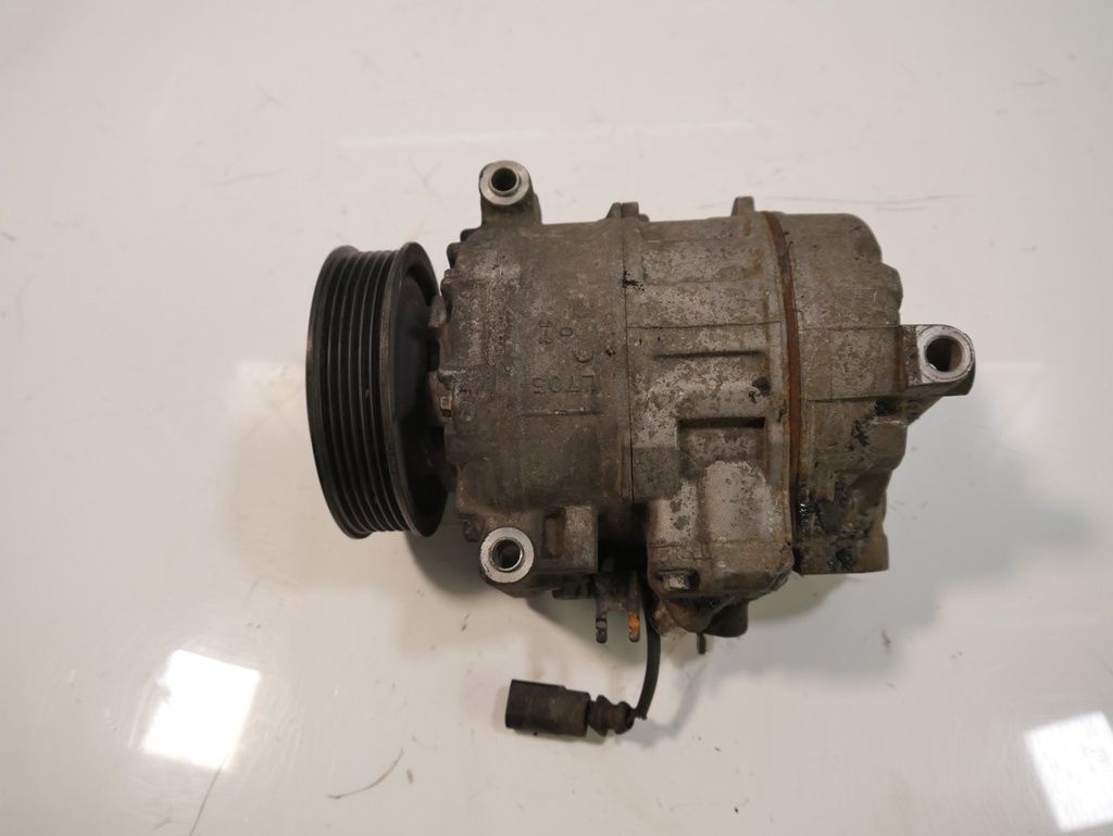 [MTD-468053] Compresor de aire acondicionado Audi Q7 3.0 TDI BUG 7L6820803J