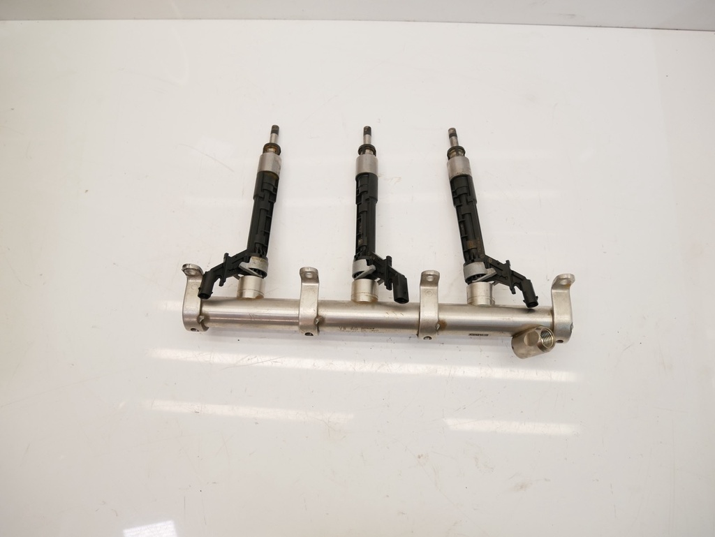 [MTD-475519] Colector de admisión Audi S4 S5 SQ5 3.0 TFSI quattro CWGD CWG 06M133315L
