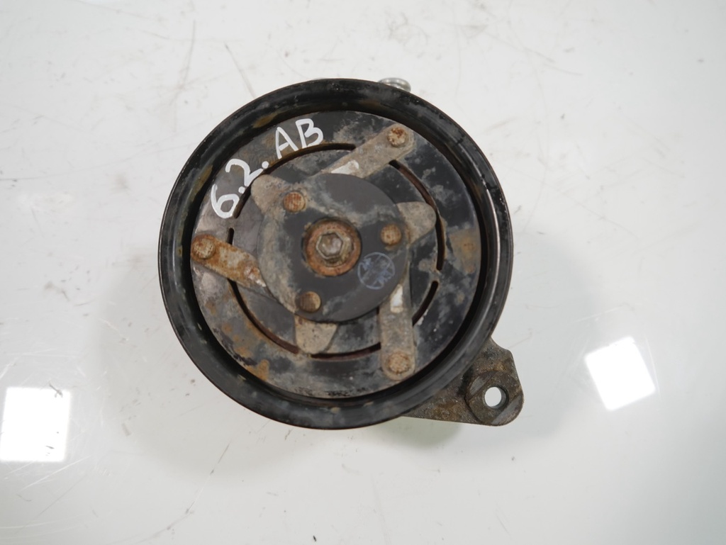[MTD-477304] Bomba de agua Toyota Hilux MK8 2.8 D-4D 1GD-FTV 1GD 418100-0040