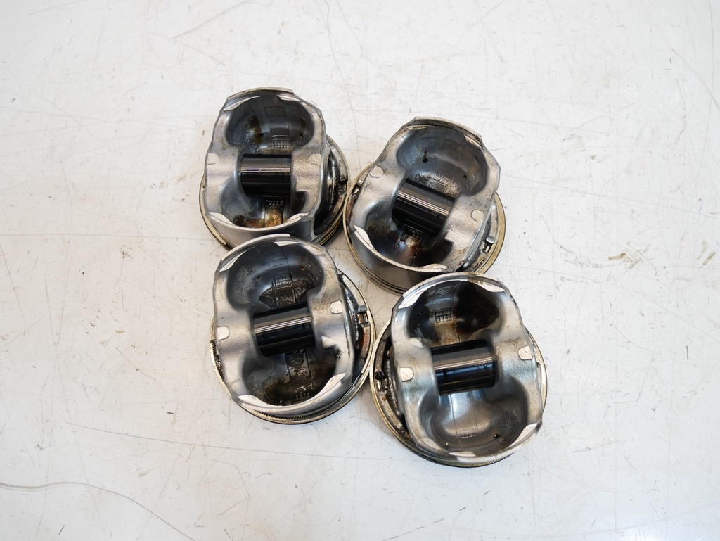 [MTD-479643] 4x Pistones Para Audi A4 B8 A5 Q5 2.0 TFSI CPMB CPM