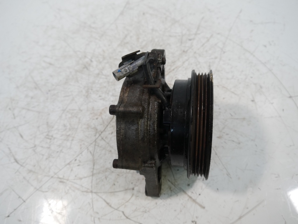[MTD-490753] Bomba de agua Toyota Hilux VIII 2.4 D-4D 2GD-FTV 2GD 418100-0040