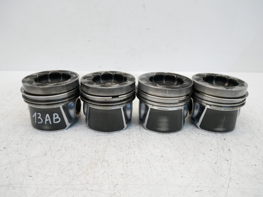 [MTD-492735] 4x pistones Skoda Yeti VW Jetta 2.0 TDI CUUA CUUB CUUD CUUE CUUF 81L150