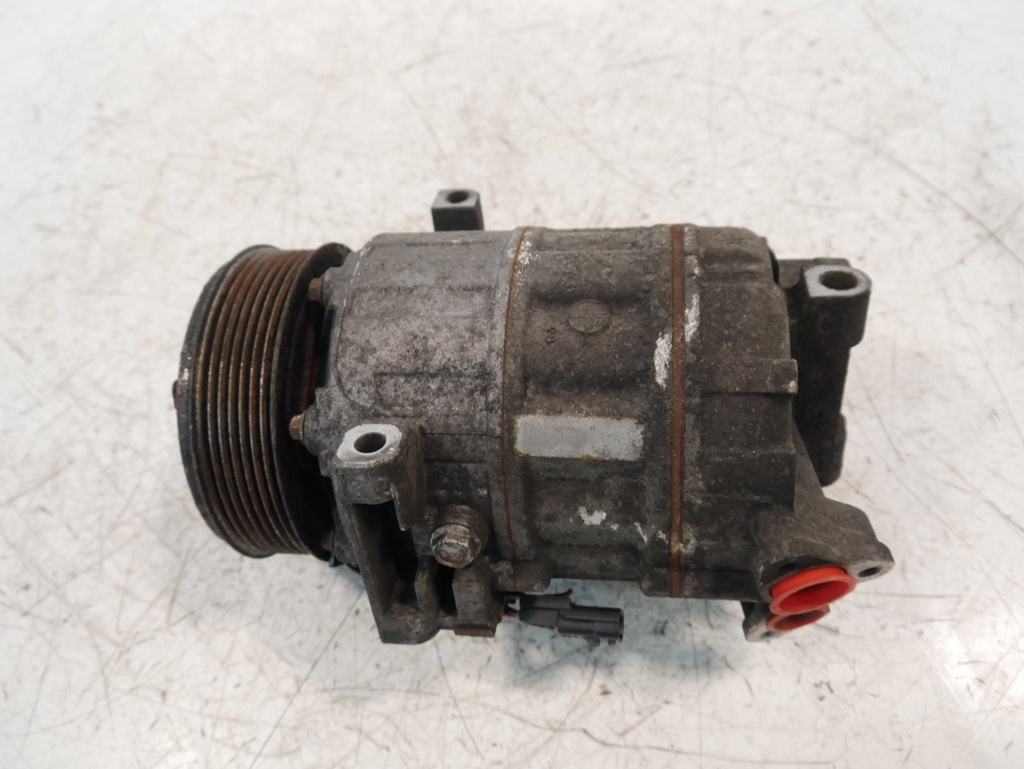[MTD-504354] Compresor de aire acondicionado Opel Vivaro / Renault Trafic 2.0 Dci M9R780 M9R 8200454172