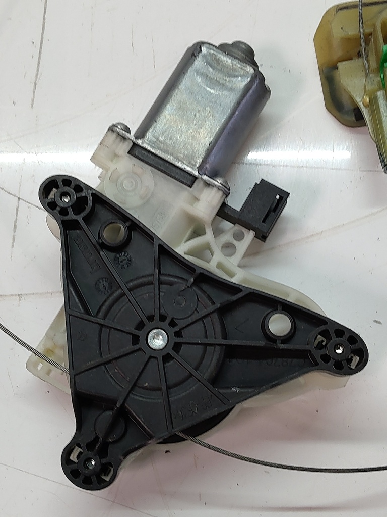 [MTD-505617] Motor elevalunas delantero derecho Mercedes Clase A W177 A35 AMG A0009065706