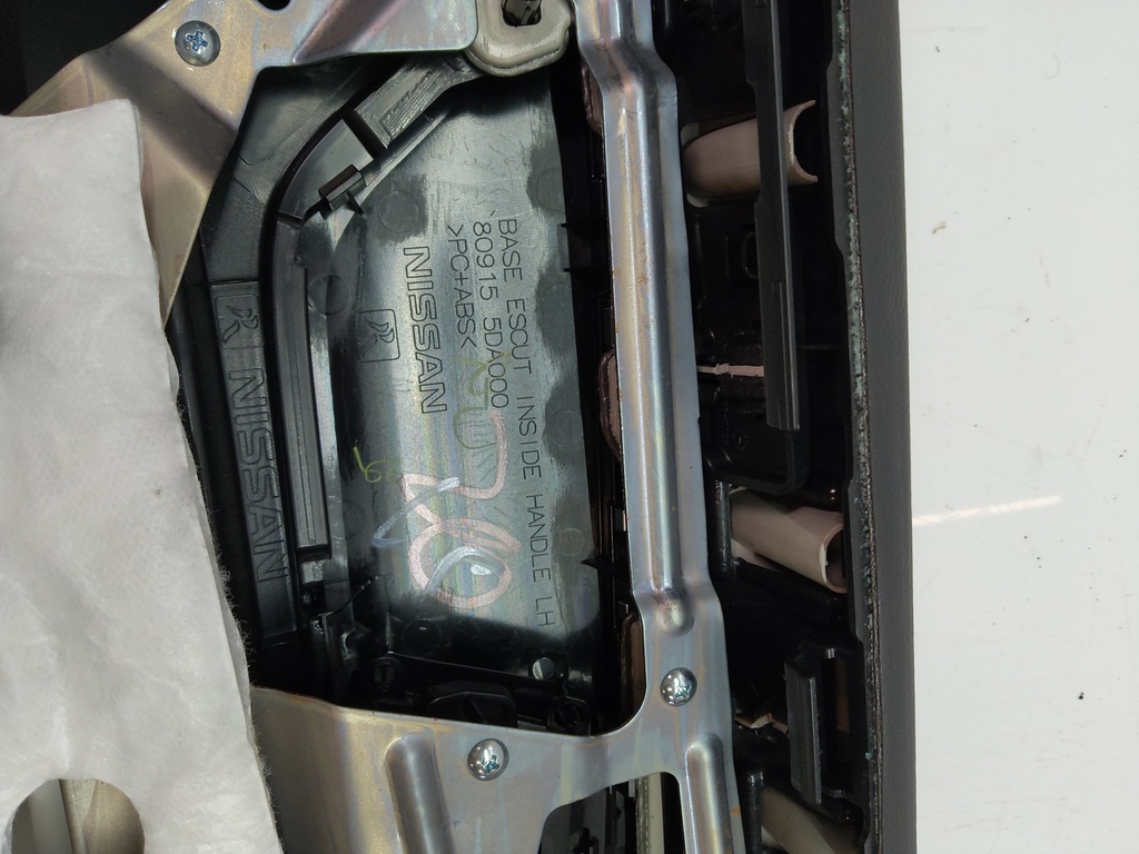 [MTD-505670] Panel de puerta delantera izquierda Infiniti Q30 2.0 T M270.920 270.920 80915-5DA000