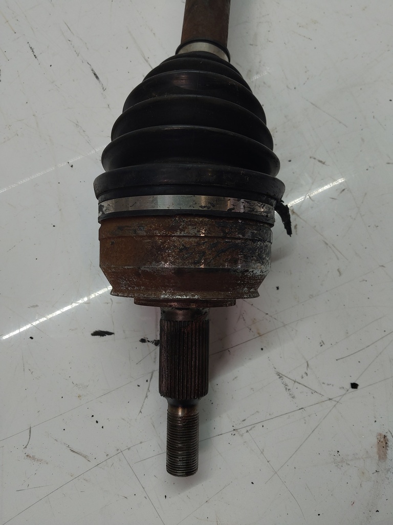 [MTD-508295] Palier delantero derecho VW Transporter T5 2.5 TDI BNZ 7E0407272BB