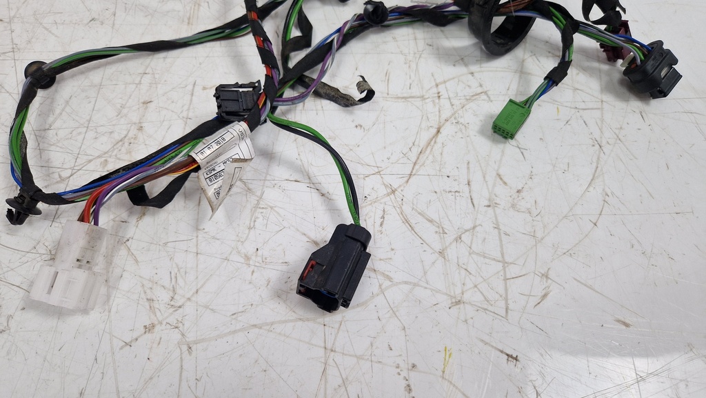 [MTD-509690] Cableado de puerta delantera izquierda Mercedes Sprinter B907 OM651.958
