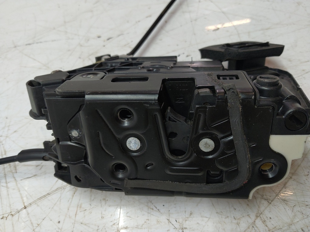 [MTD-510205] Manija de puerta con cerradura VW Golf VII 5G1 1.6 TDI Diesel CLHA CLH 5K4839016R