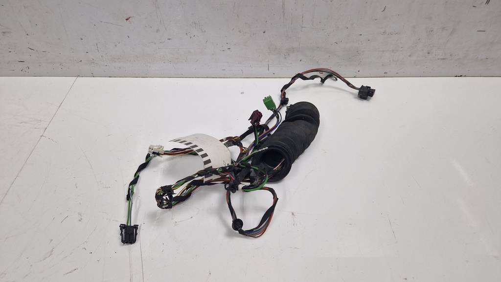 [MTD-510177] Cableado de puerta delantera derecha Mercedes Sprinter B907 OM651.958