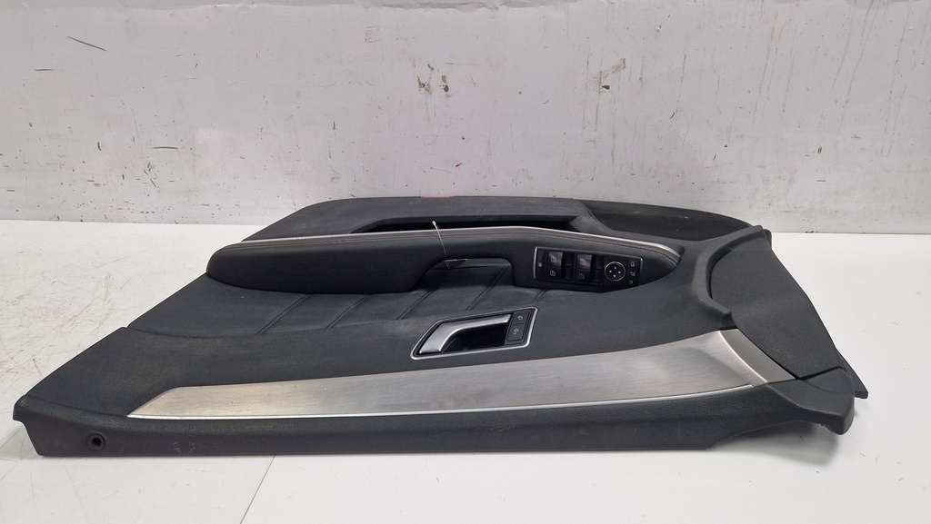 [MTD-510257] Panel de puerta delantera derecha Mercedes Clase E W212 E 250 CDI A2127600861