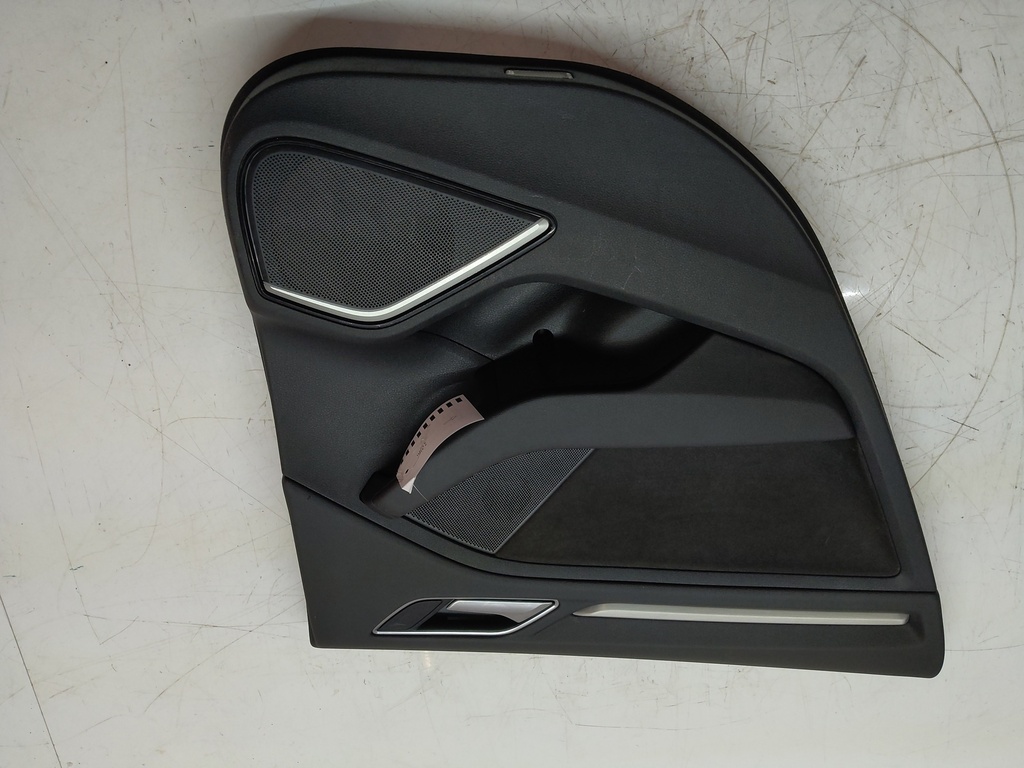 [MTD-511713] Embellecedor de puerta Audi A3 8VM 2.0 quattro DJHA DJH 8V4863981B
